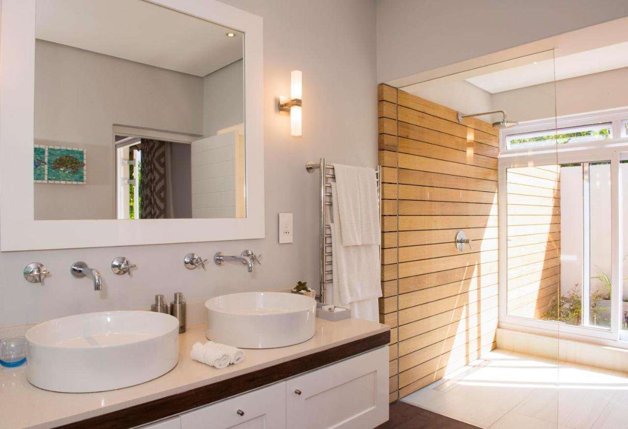 Four Rosmead Boutique Guesthouse Cape Town Bagian luar foto