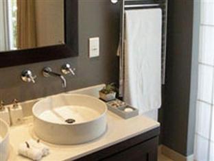 Four Rosmead Boutique Guesthouse Cape Town Bagian luar foto